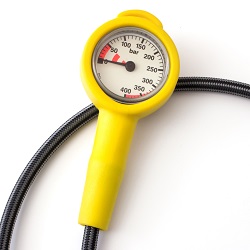 SPG a Yellow case & a 75cm Miflex Carbon HD hose - white faced gauge (2KSPG-YC)